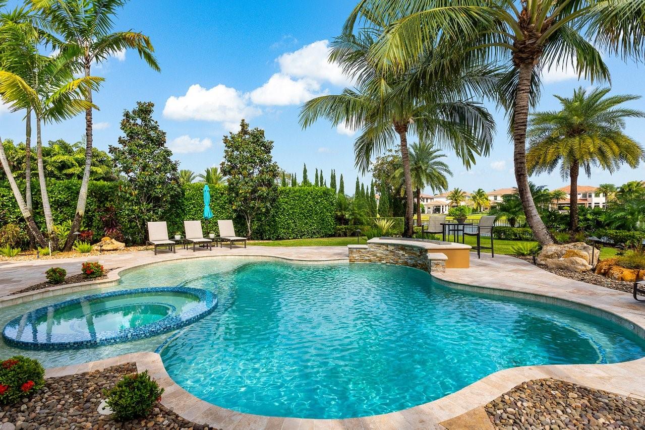 PARKLAND GOLF & COUNTRY CLUB - Residential