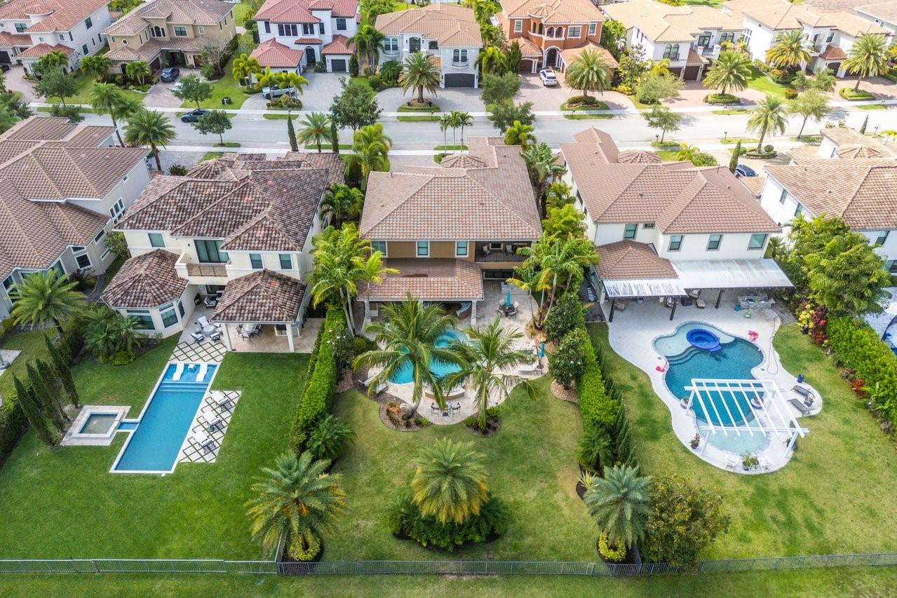 PARKLAND GOLF & COUNTRY CLUB - Residential