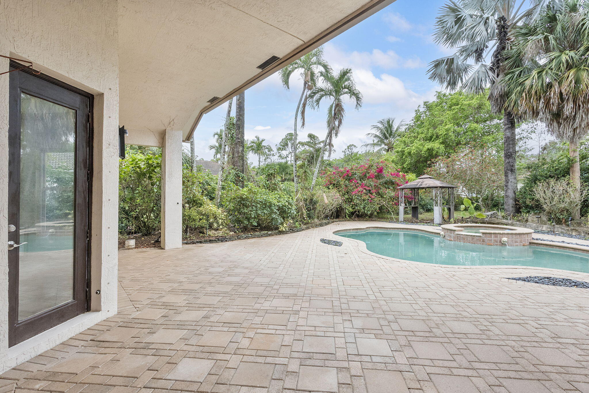 Grand Cypress Estates - Residential