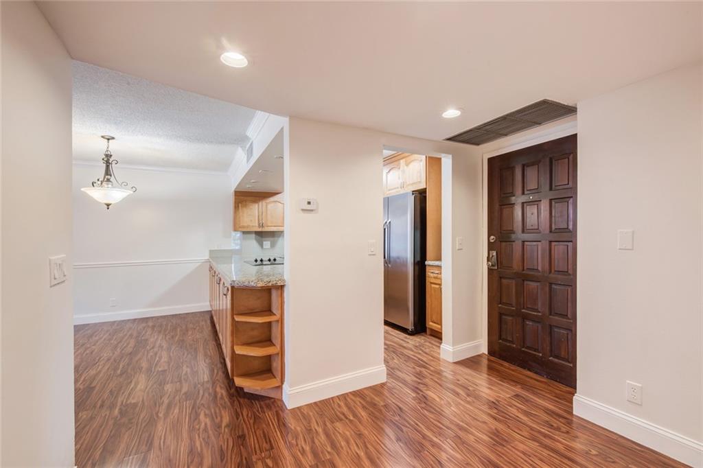 EMERALD HILLS COUNTRY CL - Residential Lease