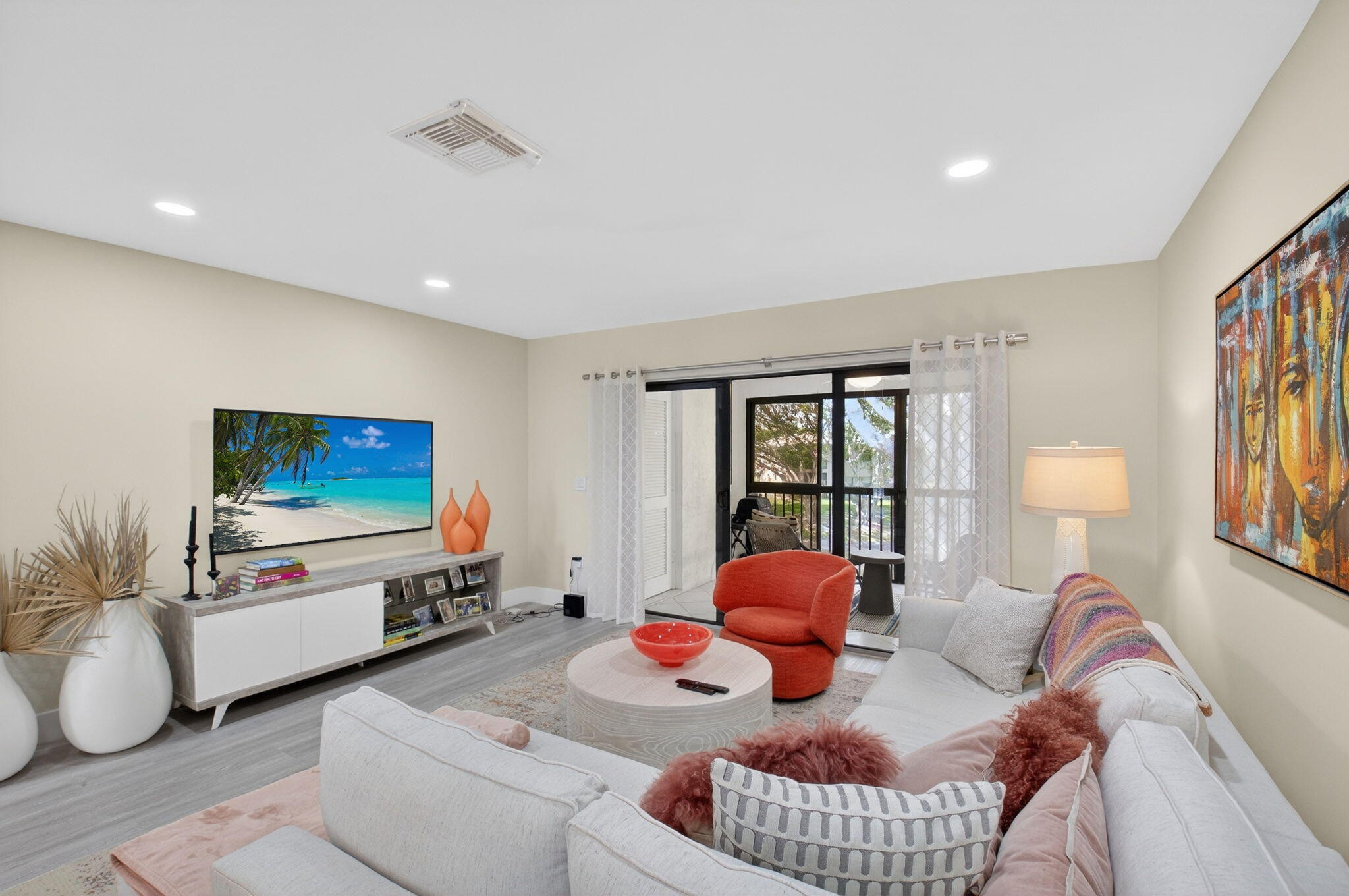 STRATFORD AT HUNTERS RUN CONDO - Residential