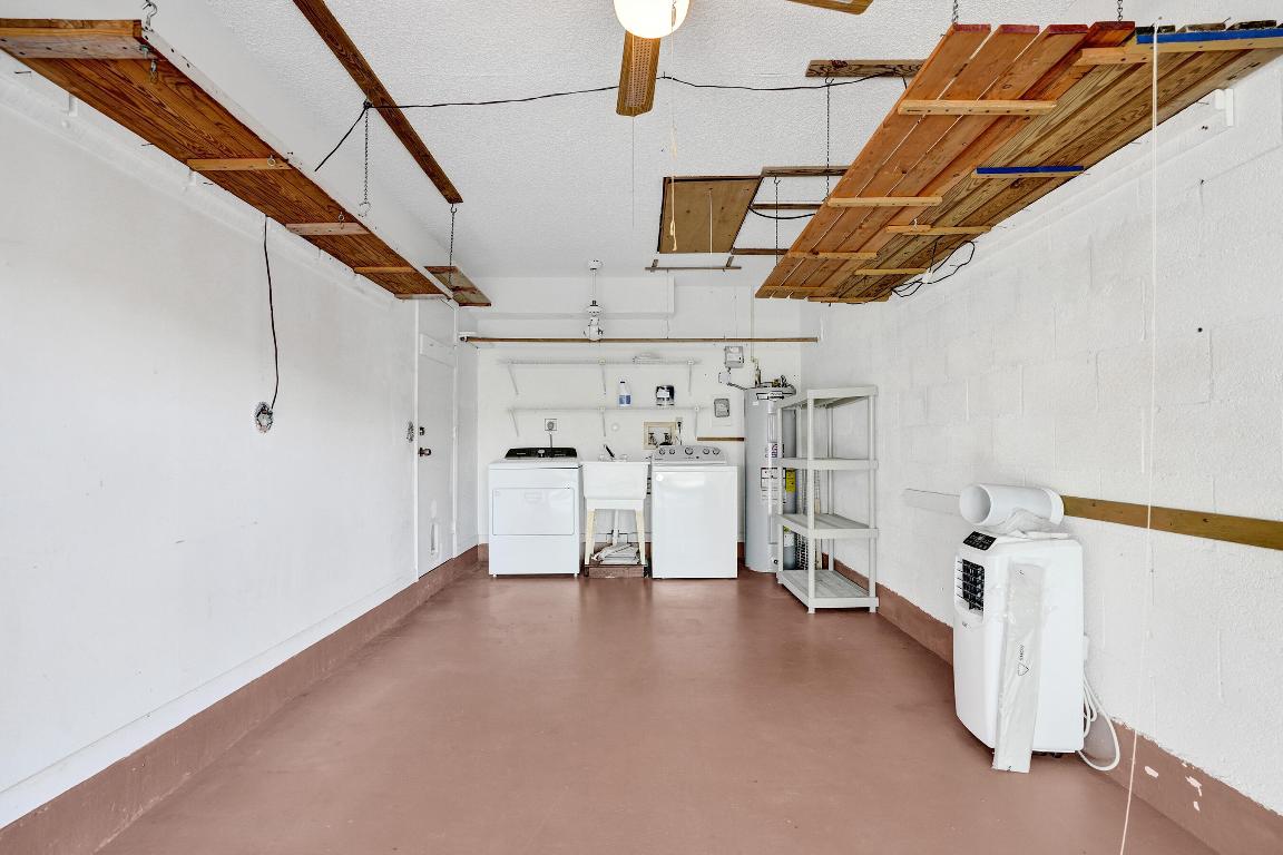 BOYNTON LAKES 3 - Residential