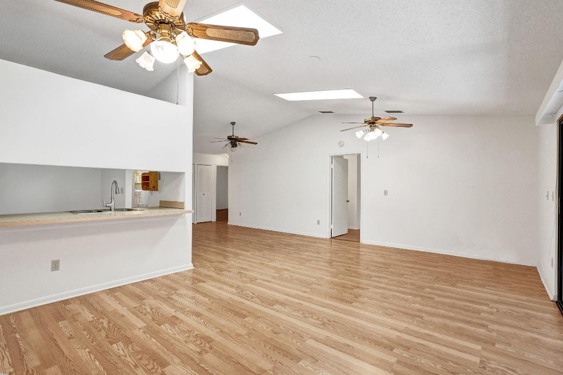 BOYNTON LAKES 3 - Residential