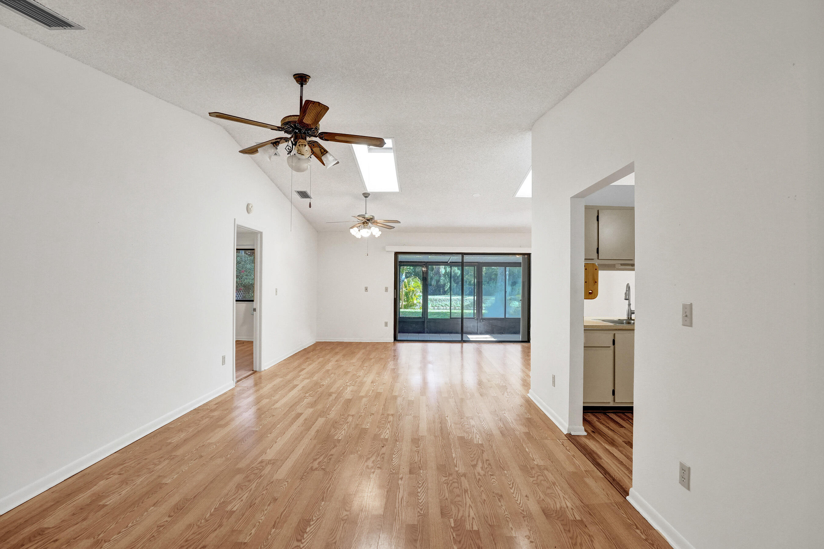 BOYNTON LAKES 3 - Residential