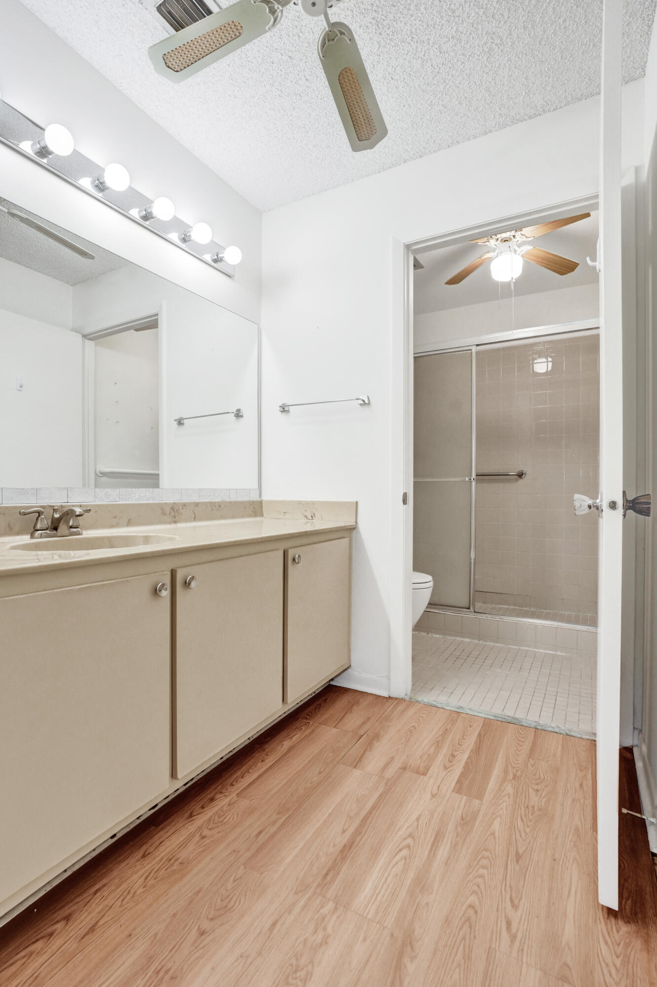 BOYNTON LAKES 3 - Residential