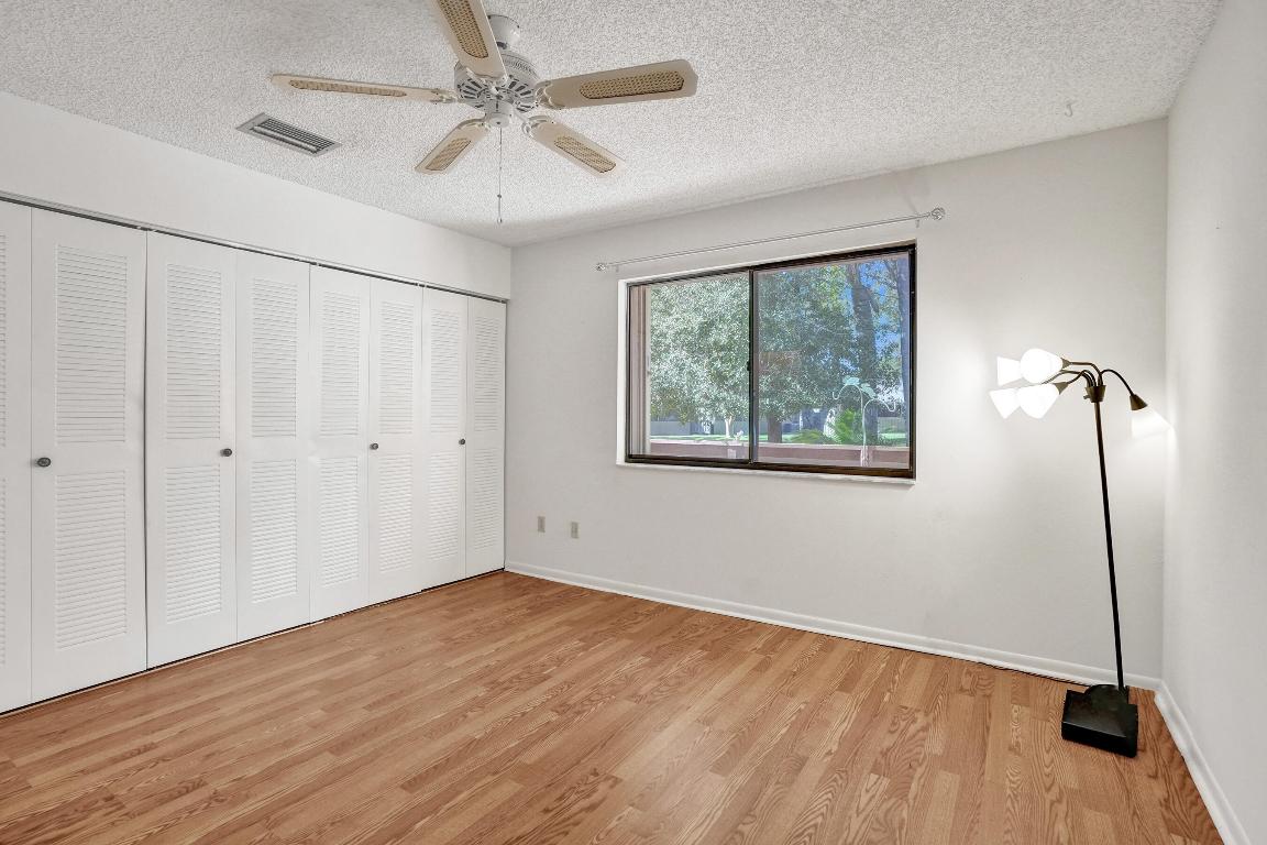 BOYNTON LAKES 3 - Residential