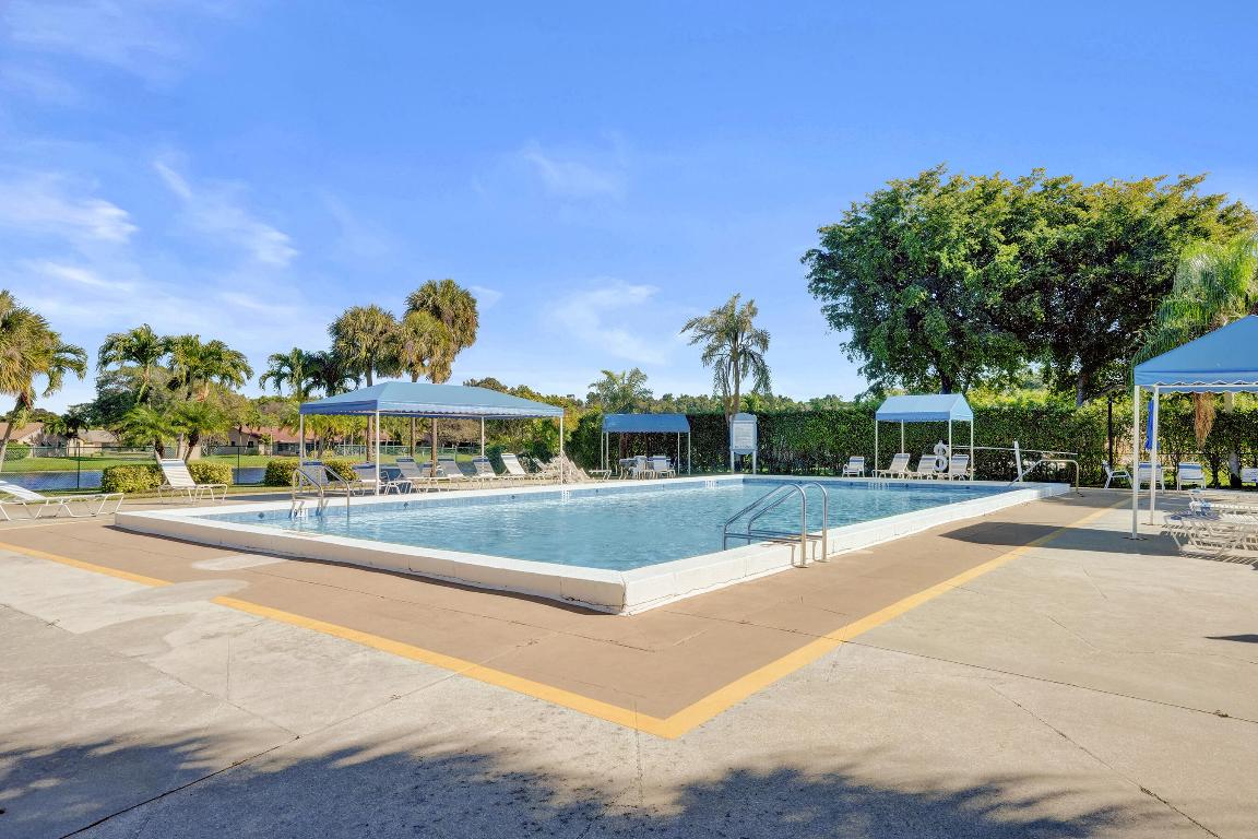 BOYNTON LAKES 3 - Residential