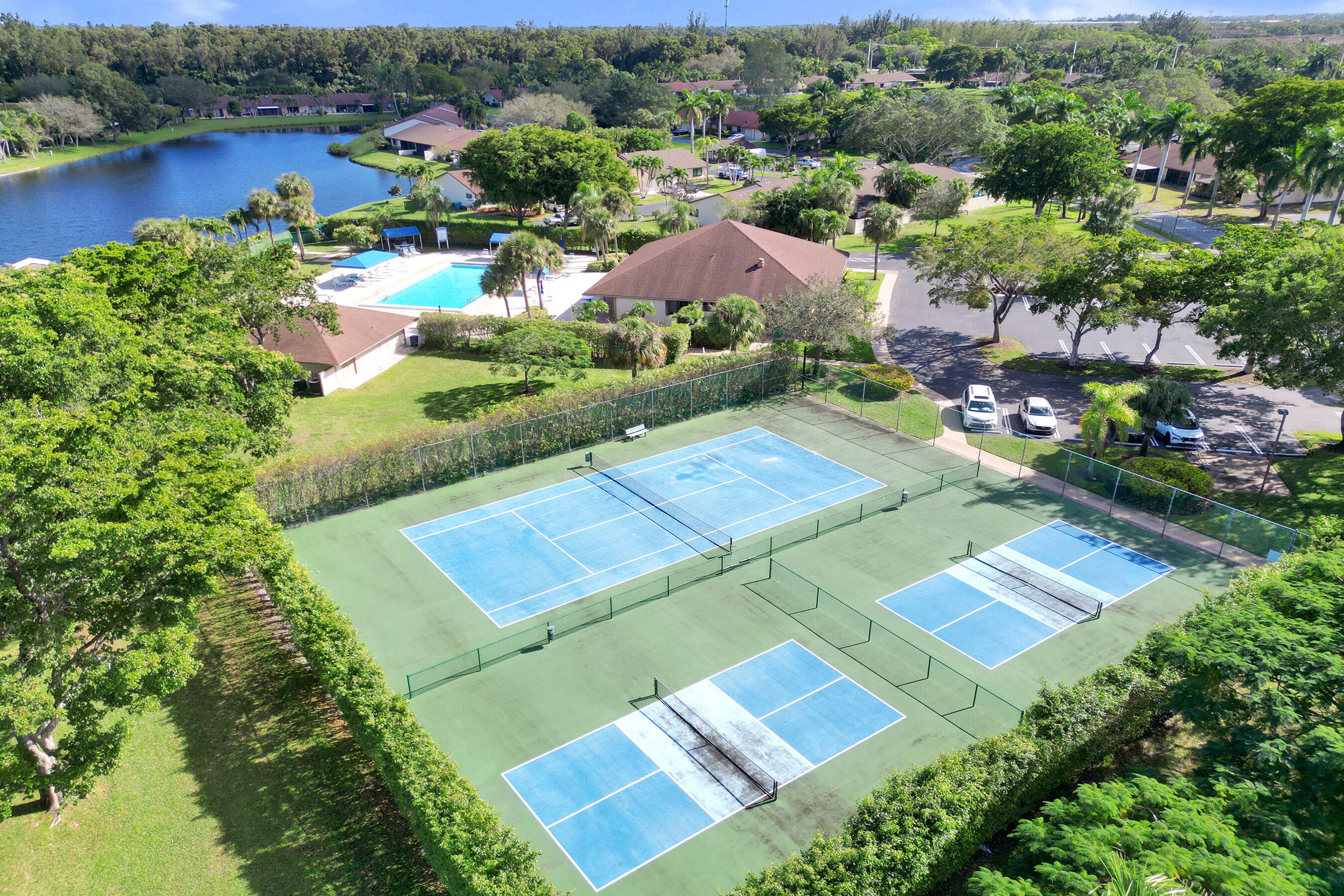 BOYNTON LAKES 3 - Residential