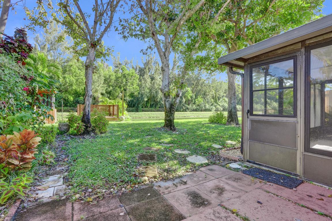 BOYNTON LAKES 3 - Residential