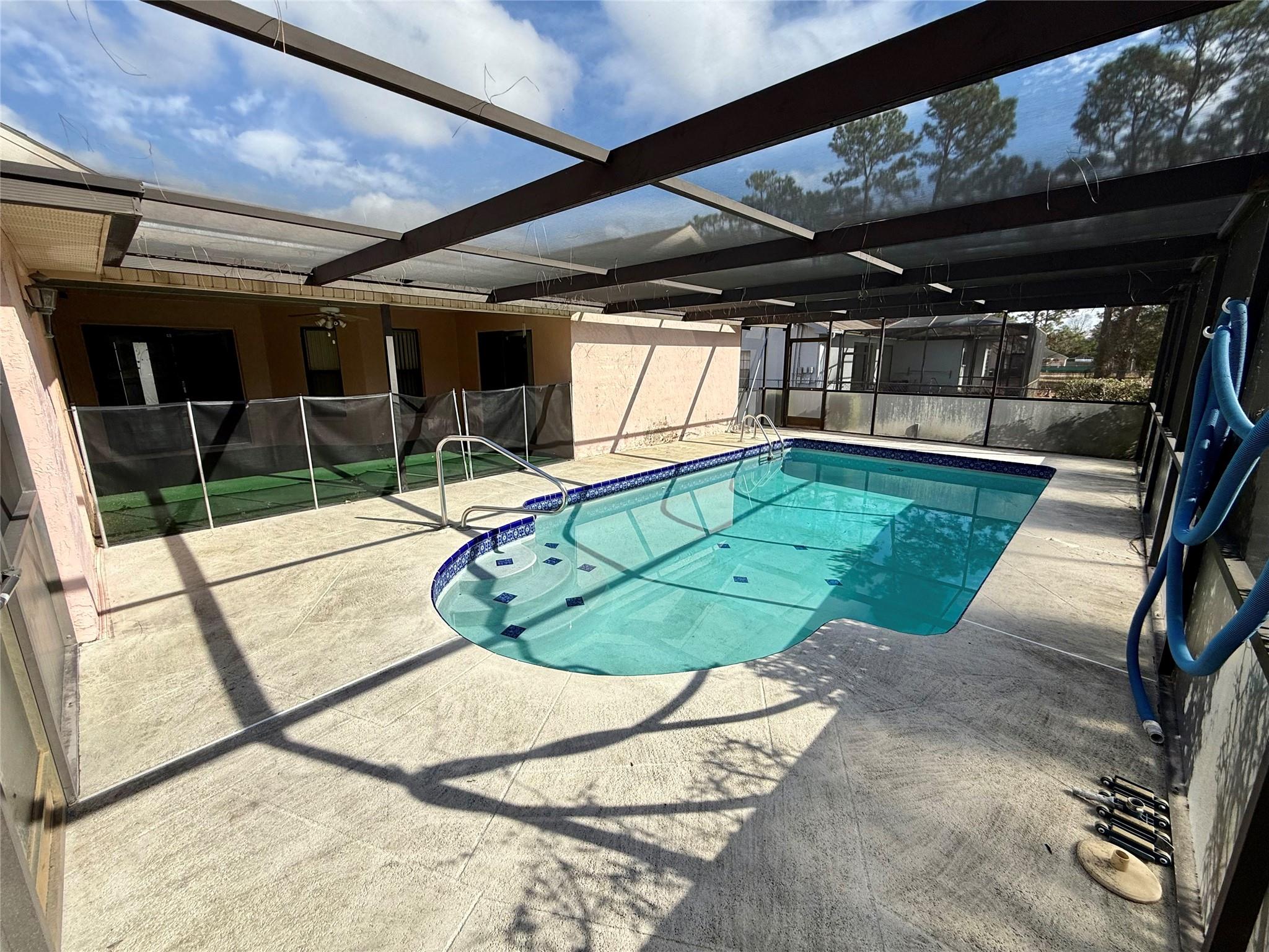 12010 Villa