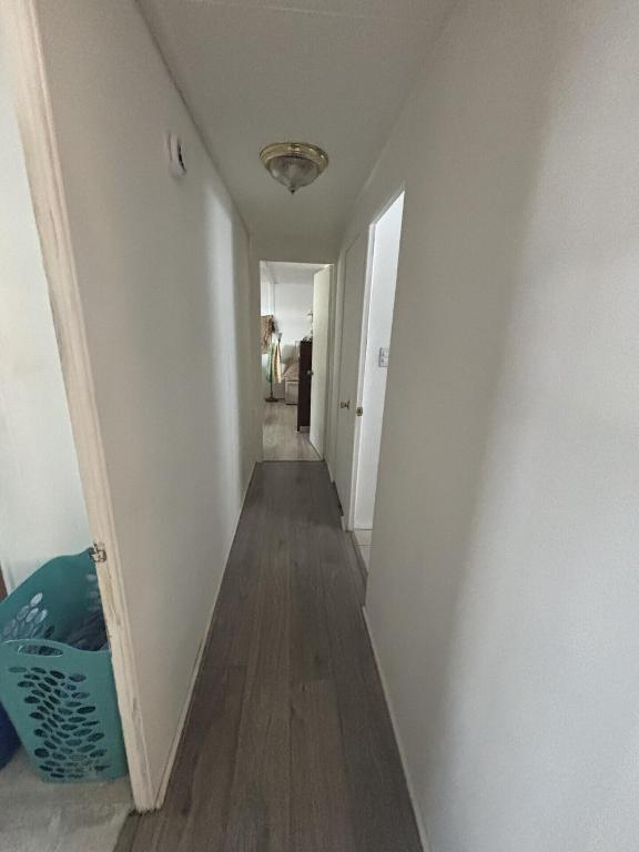 COUNTRY KNOLLS - Residential