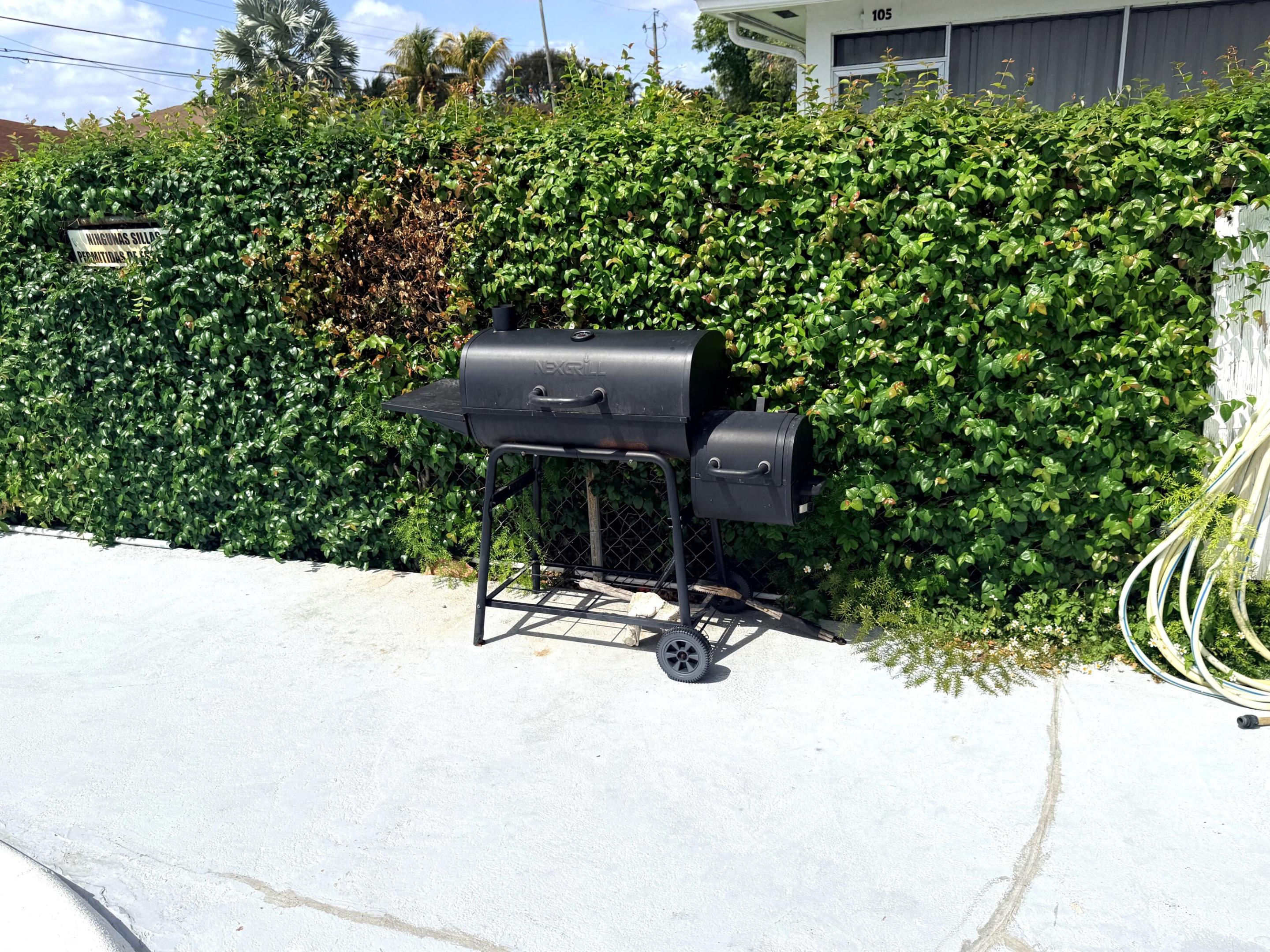 WINFIELD GARDENS SOUTH CONDO - Residential