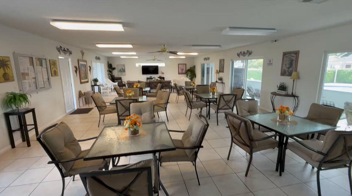 WINFIELD GARDENS SOUTH CONDO - Residential