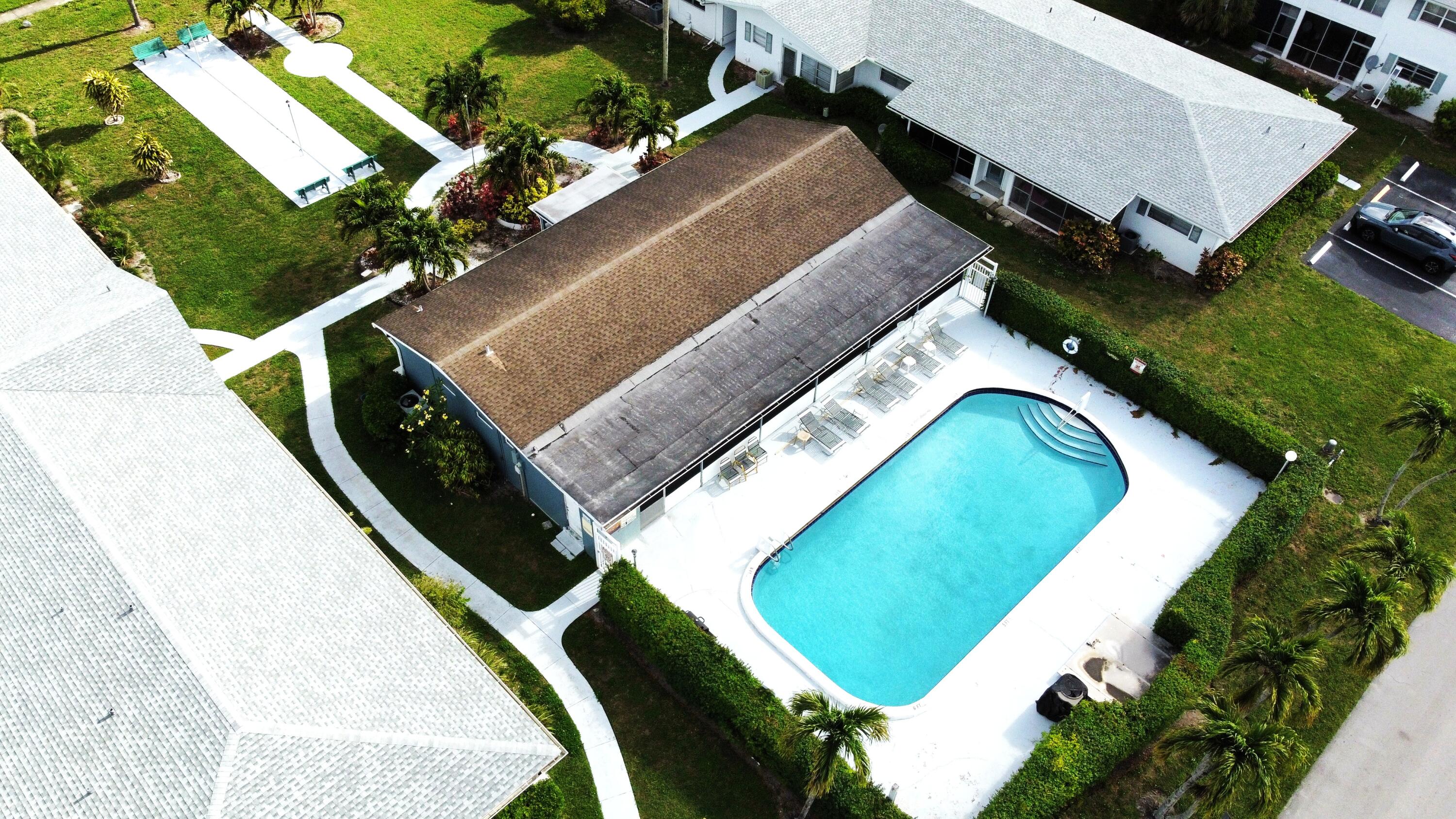 WINFIELD GARDENS SOUTH CONDO - Residential