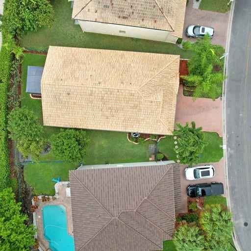 WYNDHAM LAKES CENTRAL - Residential