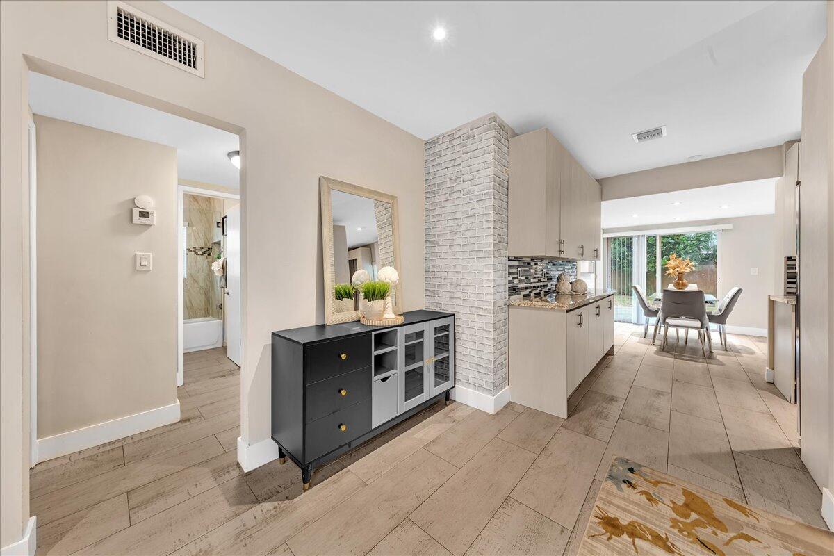 CROISSANT PARK PARK SECTION - Residential