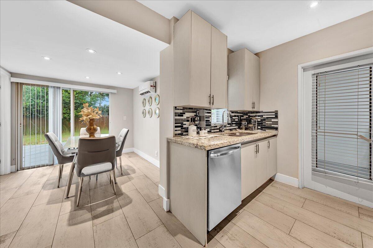 CROISSANT PARK PARK SECTION - Residential