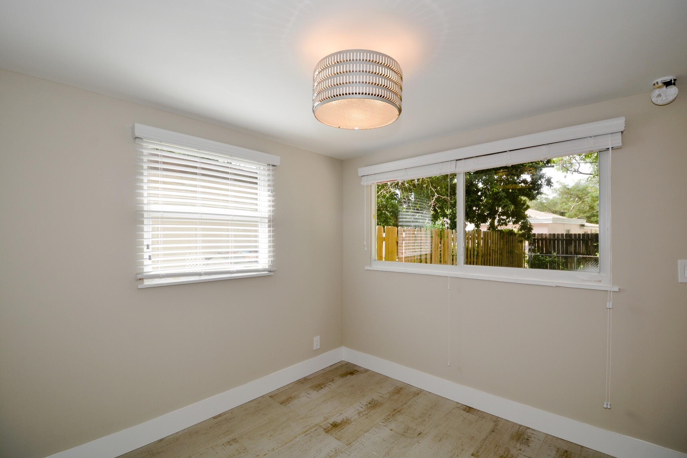 CROISSANT PARK PARK SECTION - Residential