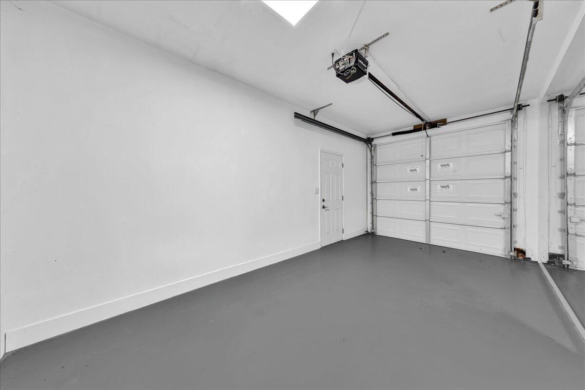 CROISSANT PARK PARK SECTION - Residential