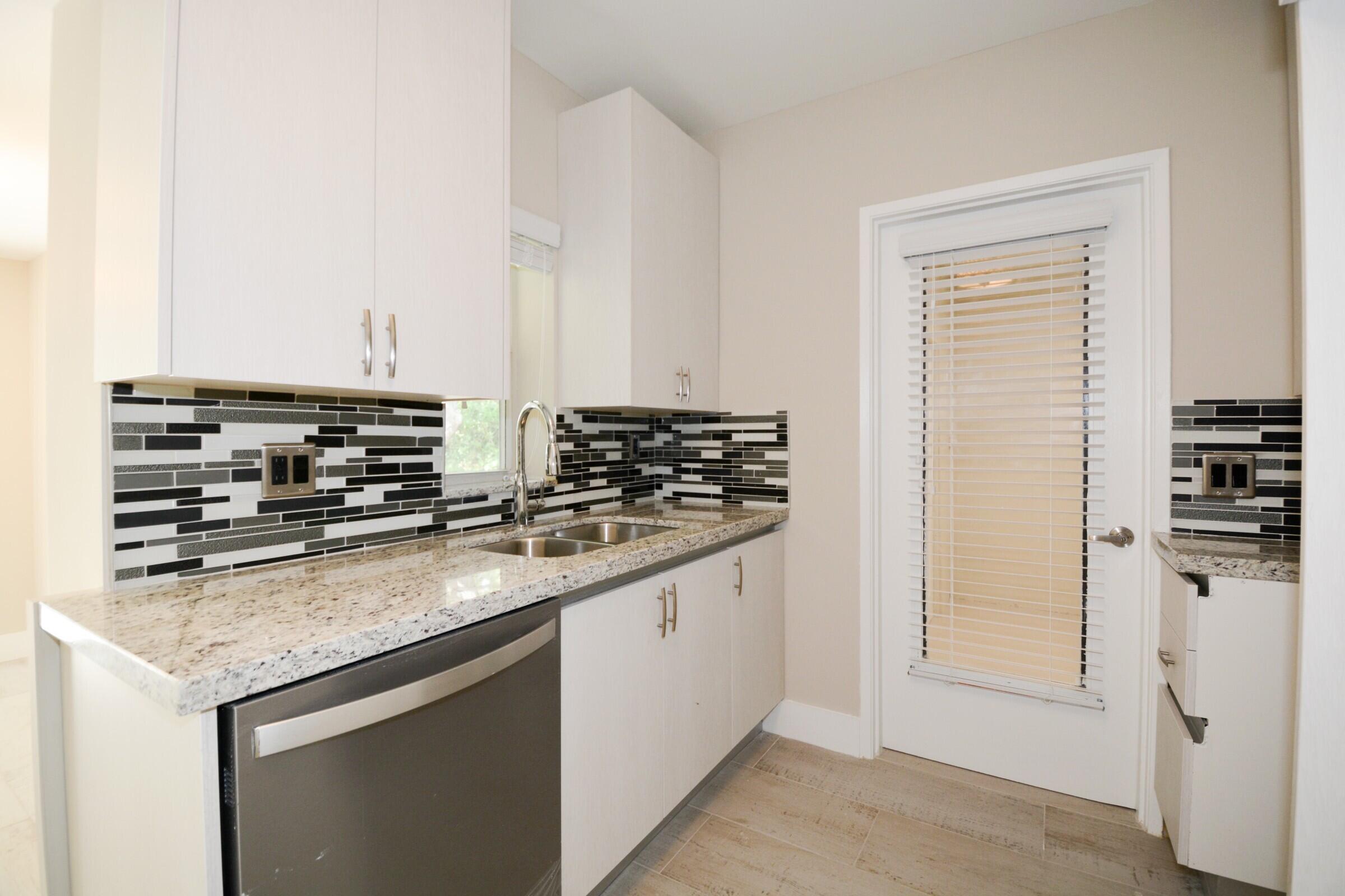 CROISSANT PARK PARK SECTION - Residential