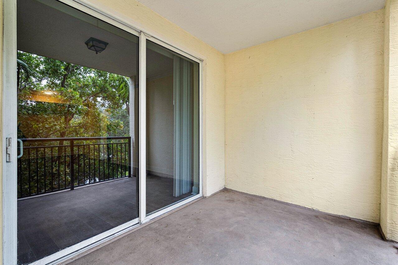 SAN RAPHAEL - Residential Lease