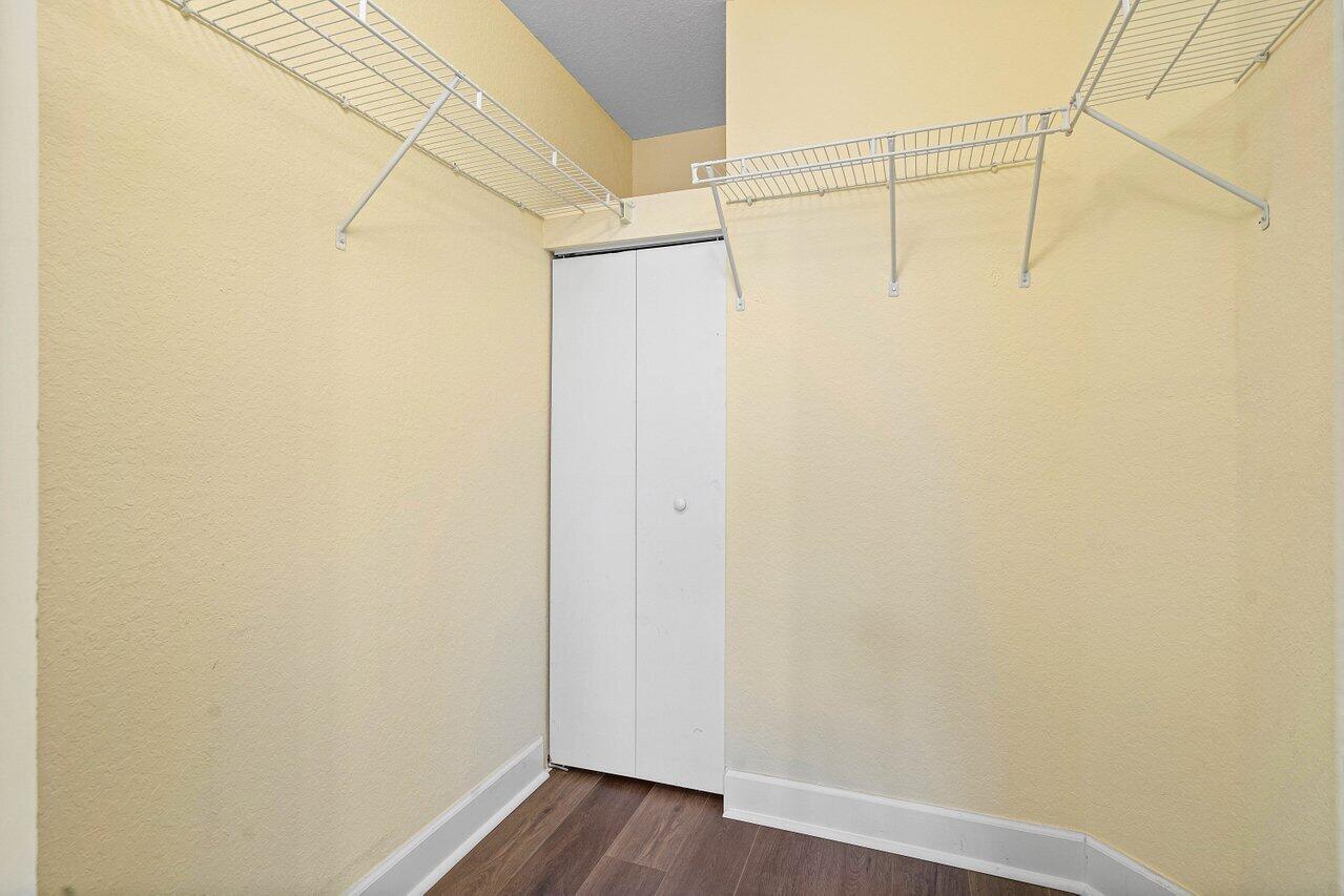 SAN RAPHAEL - Residential Lease