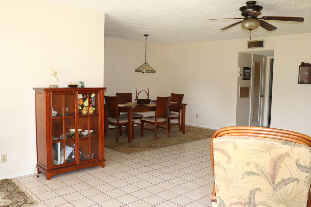 Photo of 922 South Drive #C, Delray Beach, FL 33445 (MLS # R11087888)