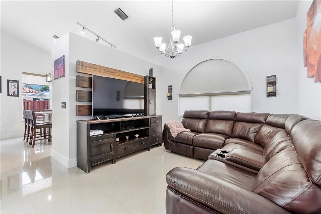 Chapel Lake Estates 154-4 - Residential