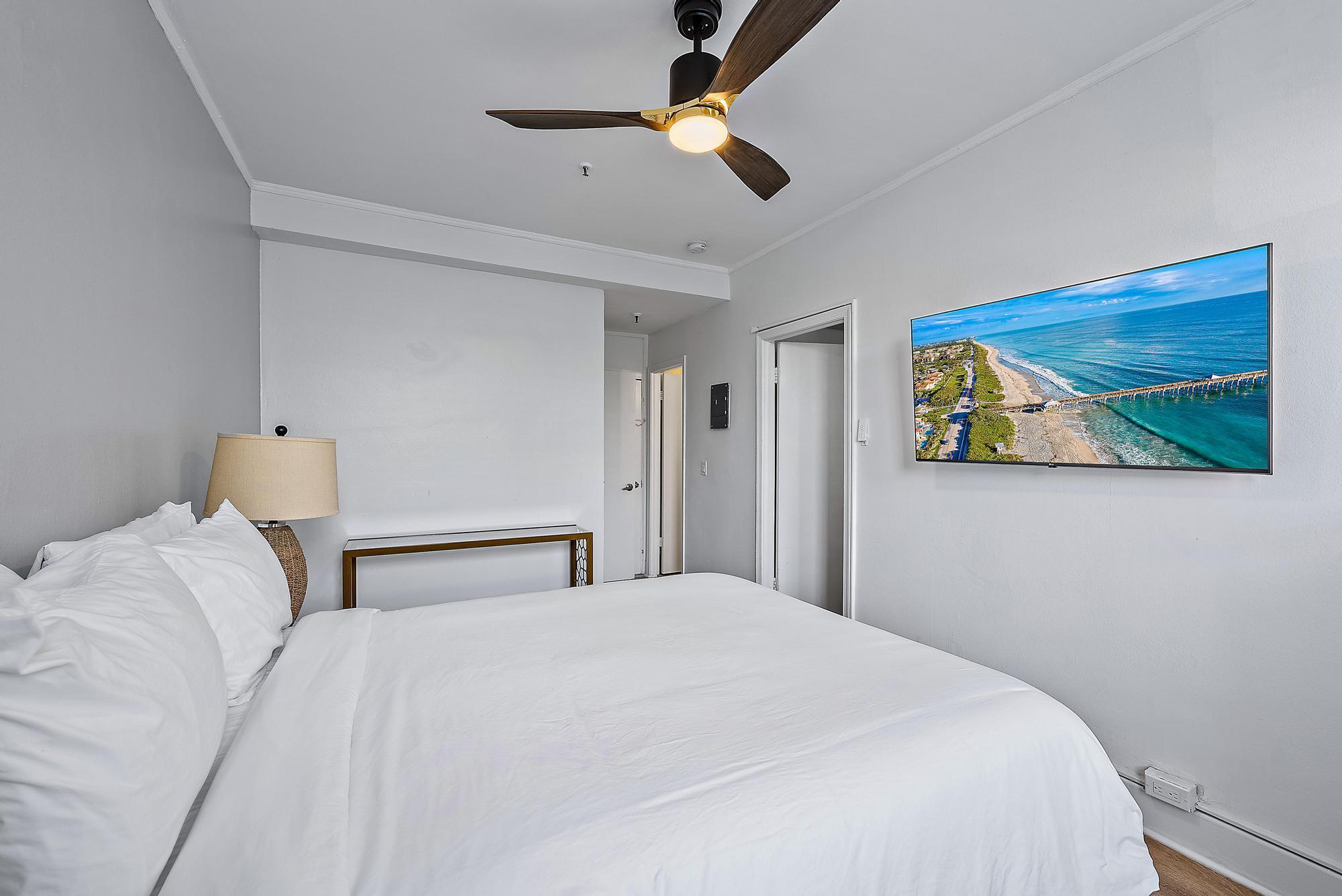235 Sunrise Avenue 3032