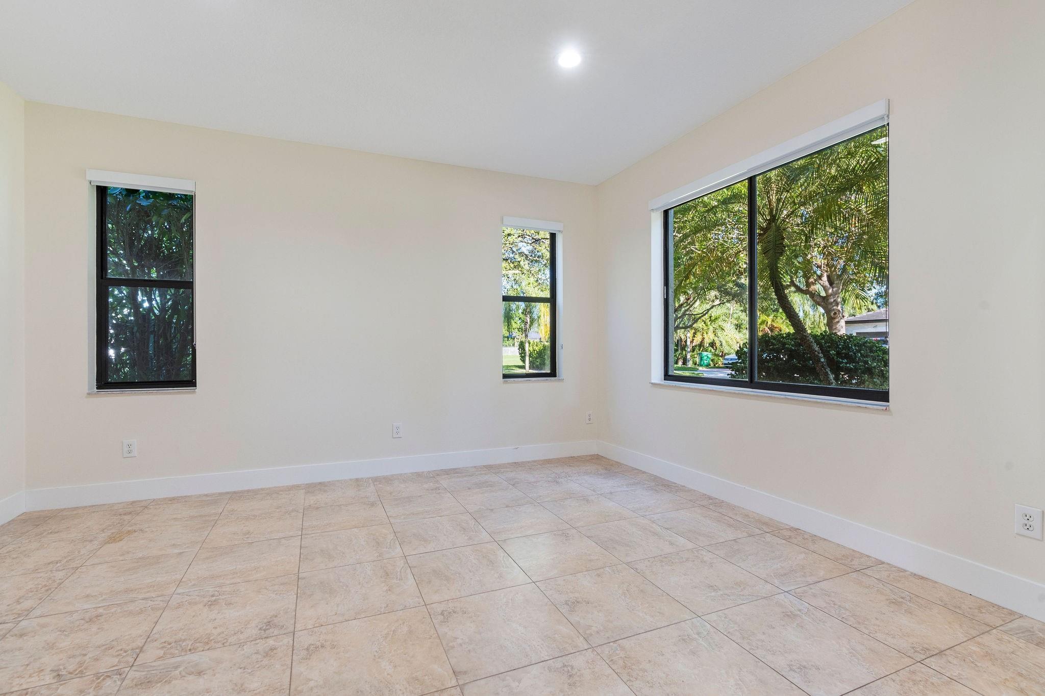 ENCLAVE AT HAWKES BLUFF - Residential Lease