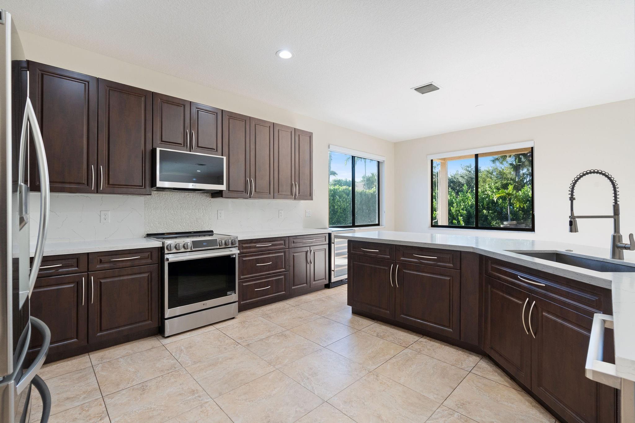 ENCLAVE AT HAWKES BLUFF - Residential Lease