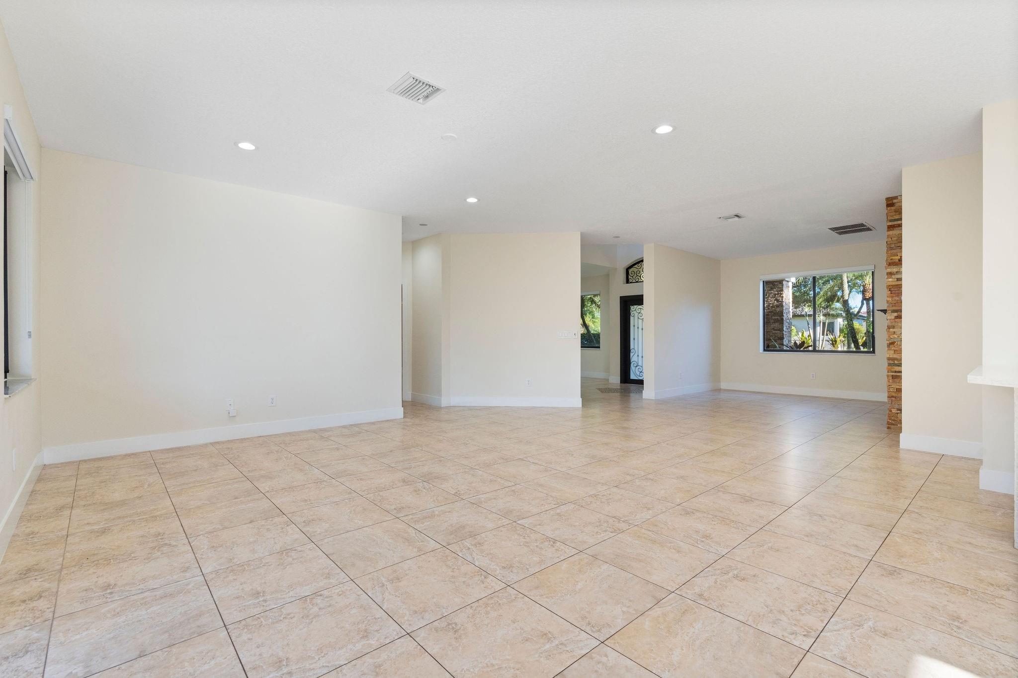 ENCLAVE AT HAWKES BLUFF - Residential Lease