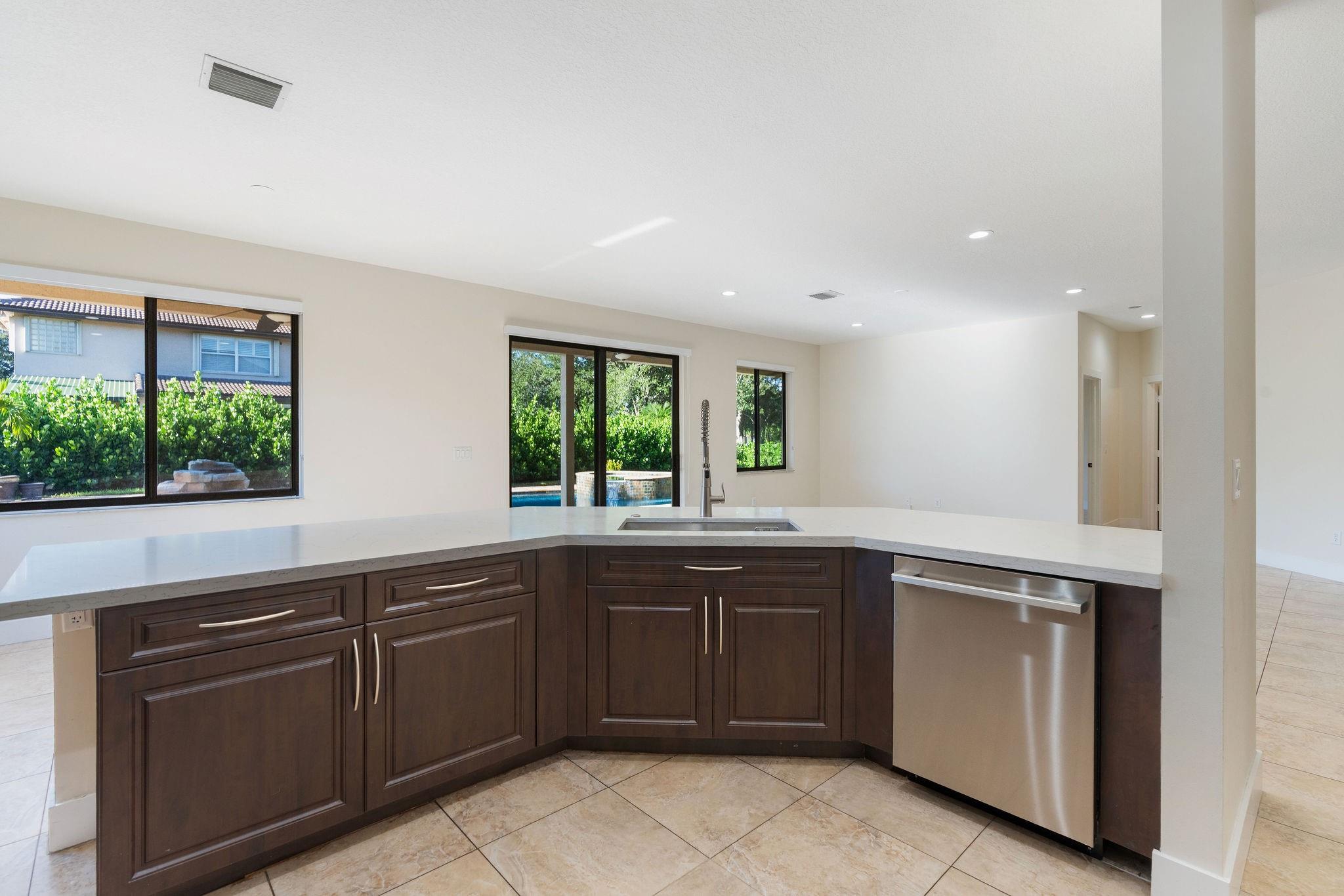 ENCLAVE AT HAWKES BLUFF - Residential Lease