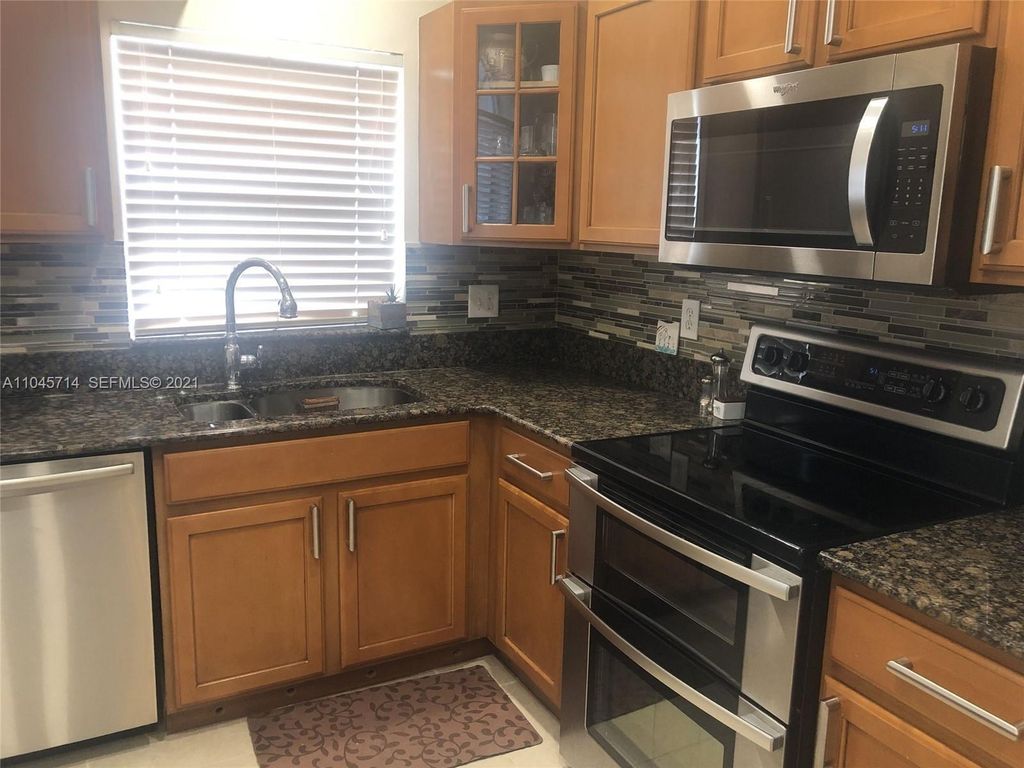 Photo of 8583 VÃ­a Serena, Boca Raton, FL 33433 (MLS # B26045443)