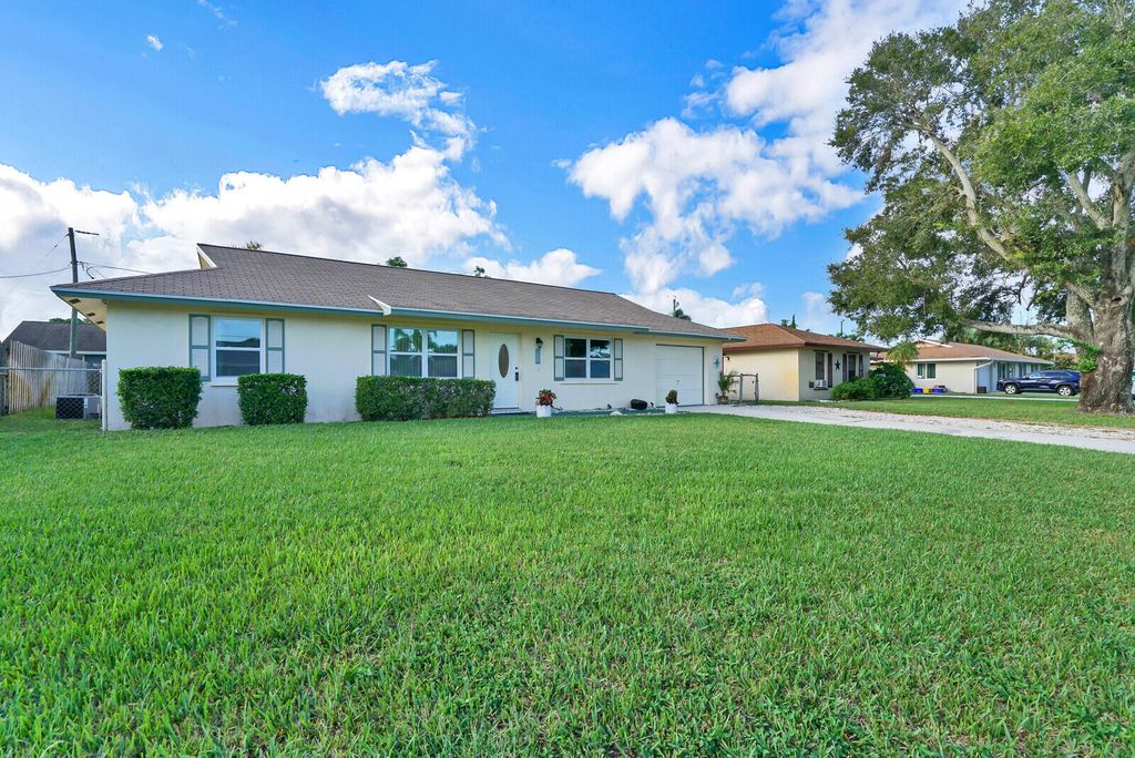 Photo of 3736 Coelebs Avenue, Boynton Beach, FL 33436 (MLS # B26019110)