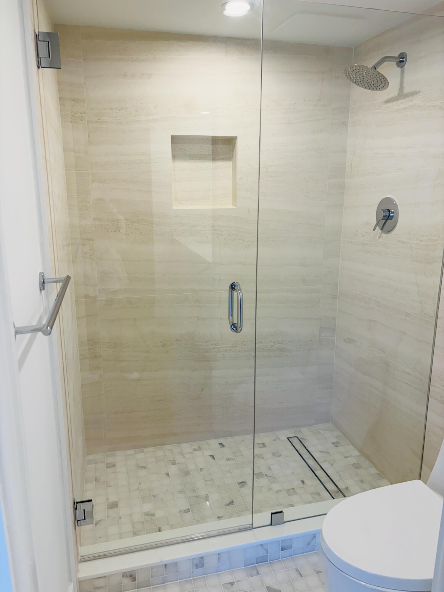 BRIDGEWOOD TOWNHOUSE CONDO - Residential Lease