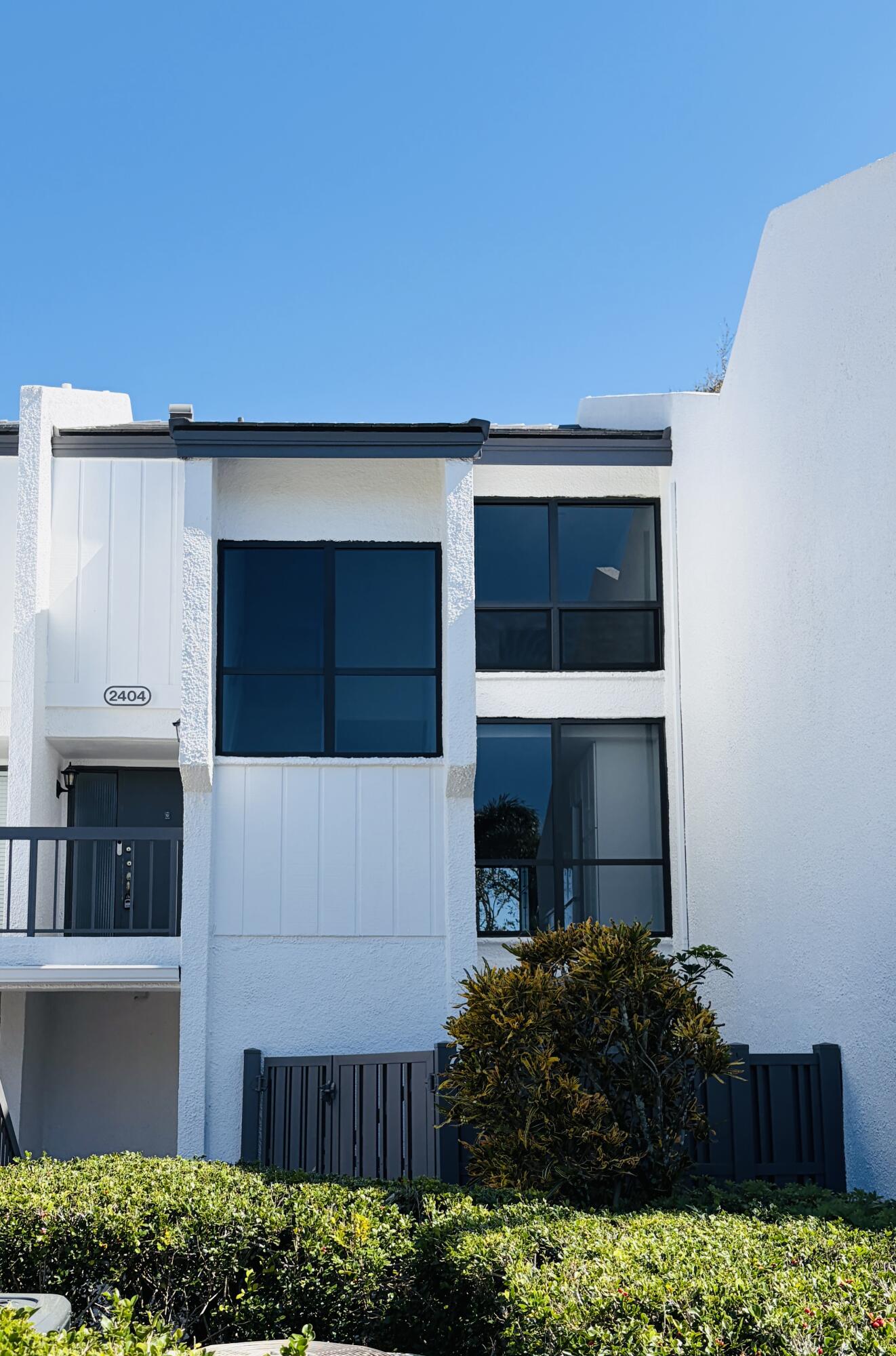 BRIDGEWOOD TOWNHOUSE CONDO - Residential Lease