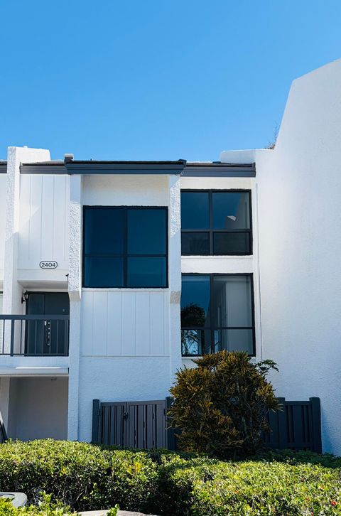 Best Deals on Townhouses for Rent in Palm Beach County 2404 Bridgewood Drive Boca Raton FL 33434