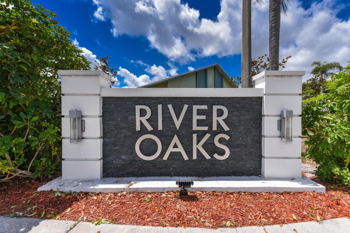 River Oaks - Residential