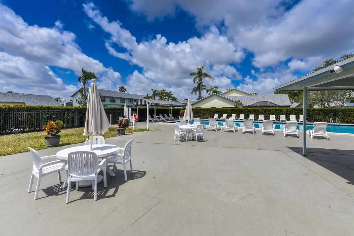 River Oaks - Residential