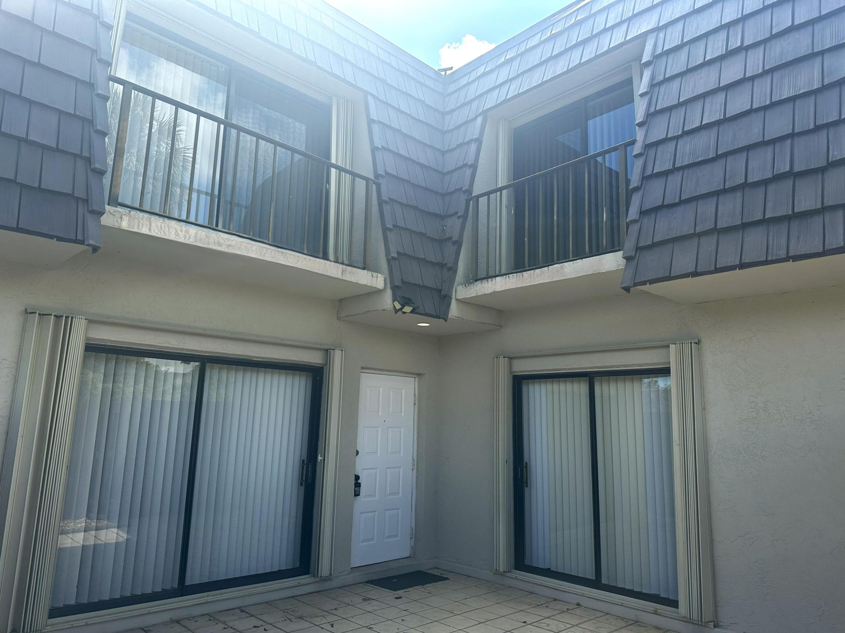 WOODSTOCK TWNHS - Residential Lease