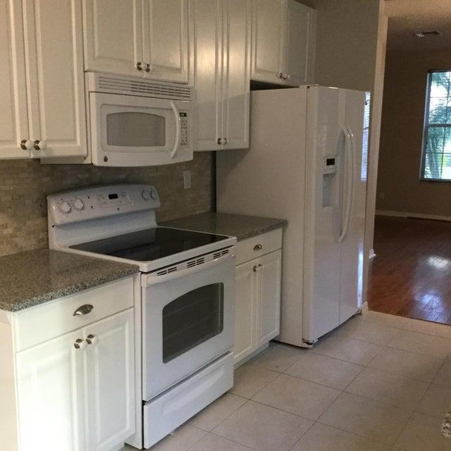 ABACOA TOWN CENTER 3 - Residential Lease