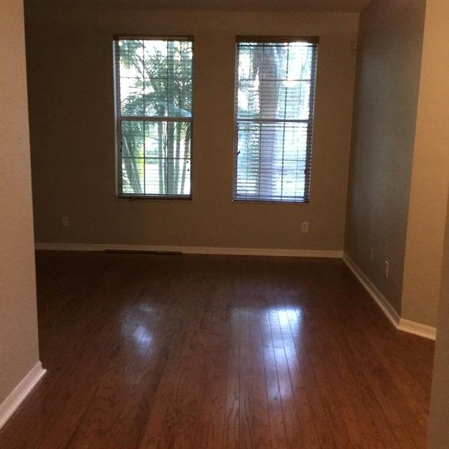 ABACOA TOWN CENTER 3 - Residential Lease