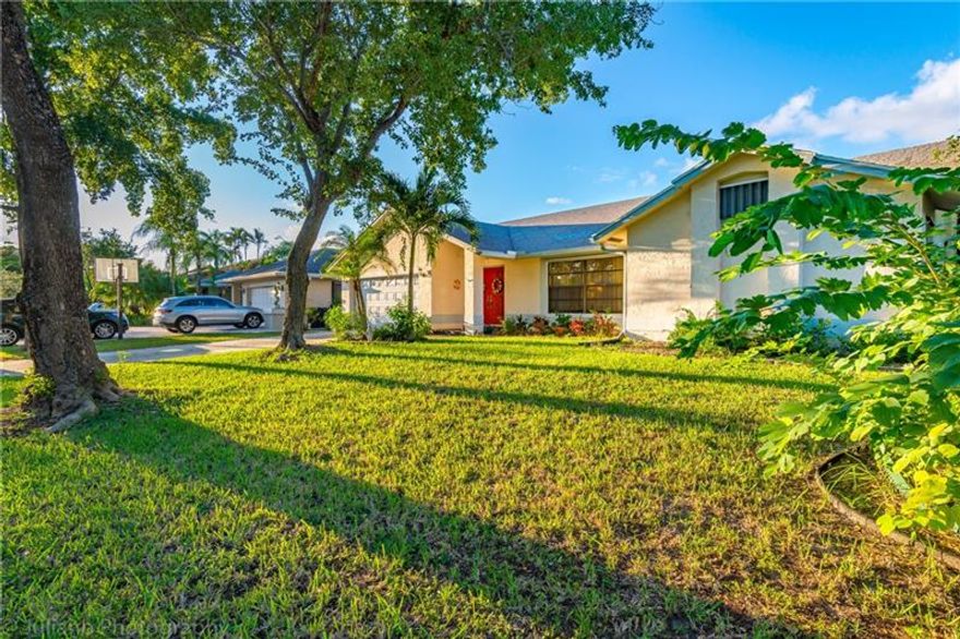 Contemporary 4BR/2BA home in sought after Winston Park; a Coconut Creek community.  The home sits on an oversized corner lot, with a screened patio overlooking the pool and large yard. The great room is comprised of the family room, kitchen with large island and breakfast area. Split bedroom floor plan. Large Master Bedroom with his/her closets. Vaulted ceilings, utility room under air and a full two car garage. Family friendly community with high rated schools. Nestled in the community is Winston Park Nature Center with a nature trail, playground, tennis courts, pavilion and more. Winston Park is minutes from the Turnpike, Sawgrass Expressway, The Promenade, Tradewinds Park & Quiet Waters. VERY LOW HOA FEE $230/YEAR! No HOA approval required.
