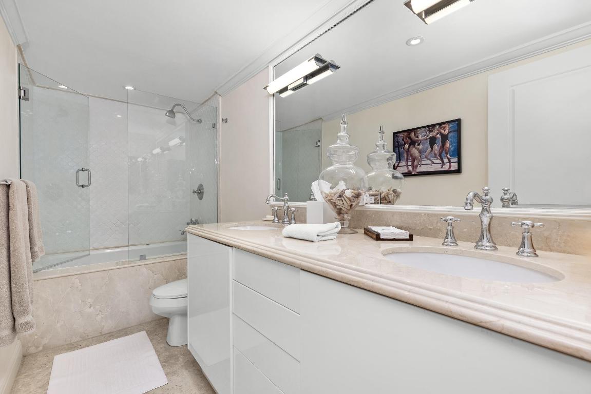 LAKE TOWERS CONDO - Residential