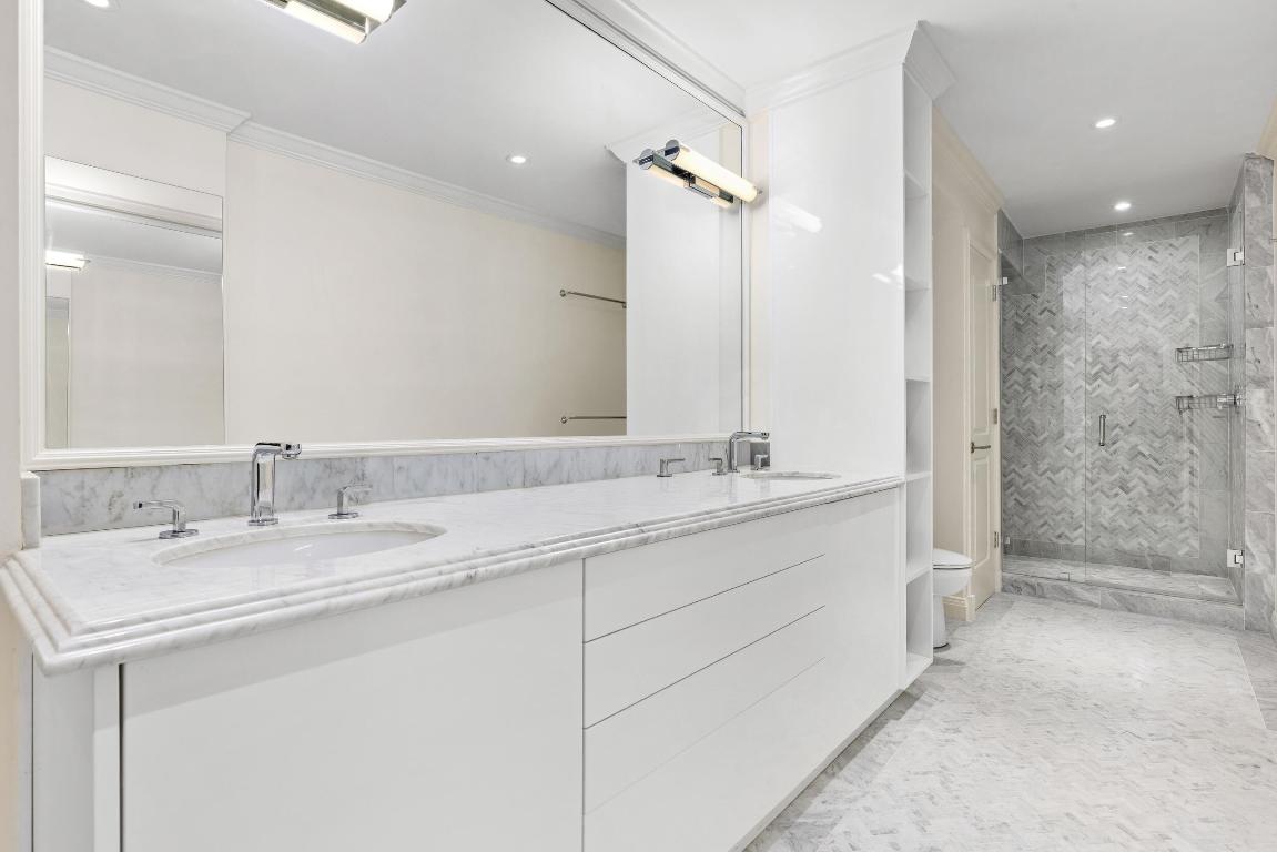 LAKE TOWERS CONDO - Residential