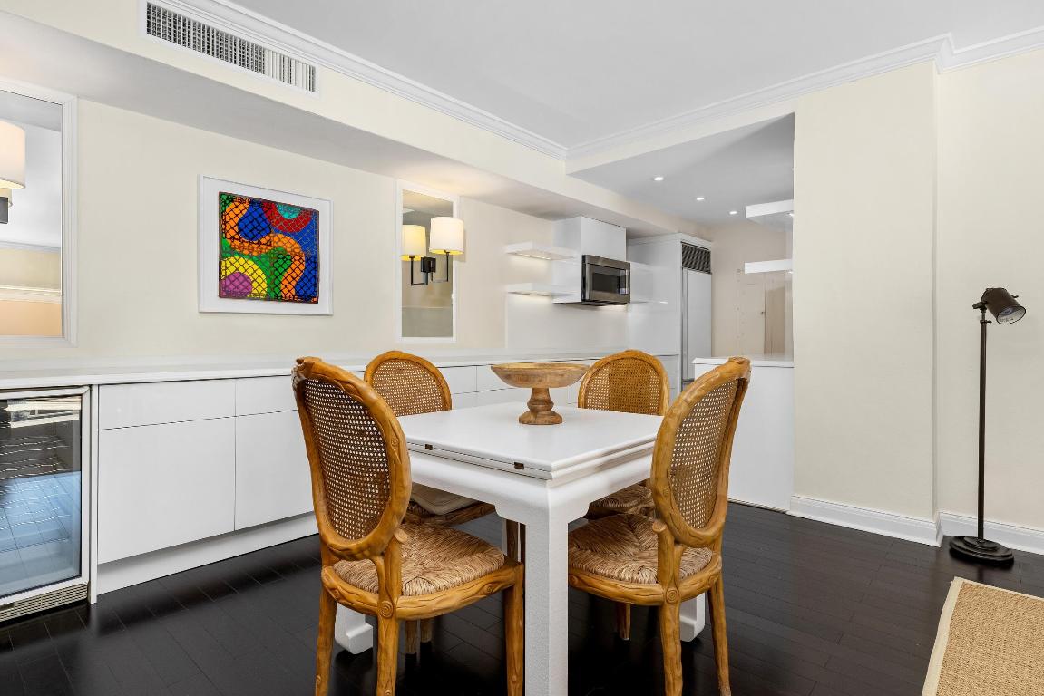 LAKE TOWERS CONDO - Residential