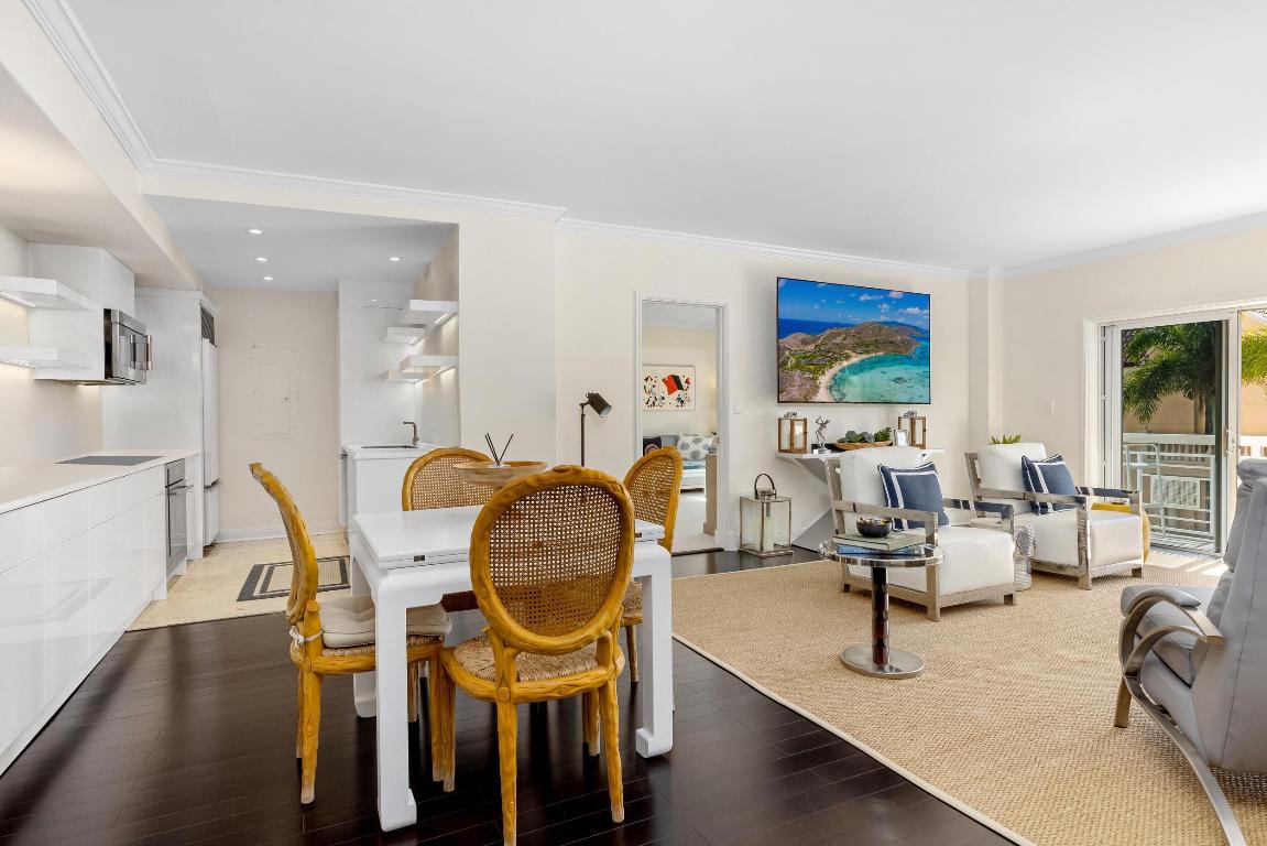 LAKE TOWERS CONDO - Residential