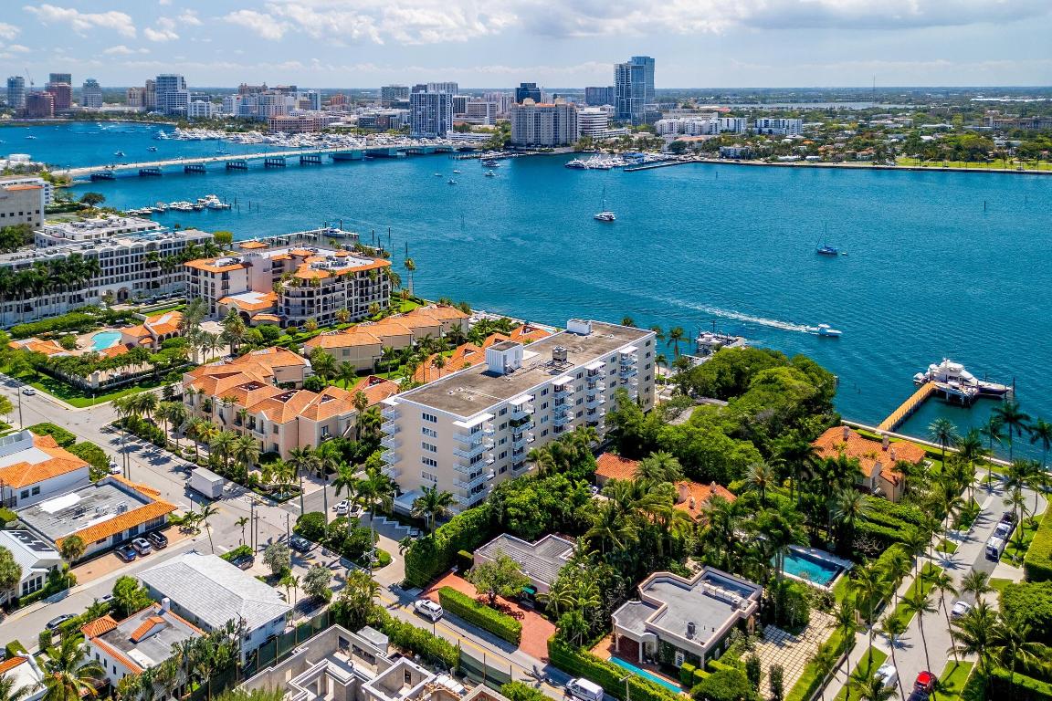 LAKE TOWERS CONDO - Residential