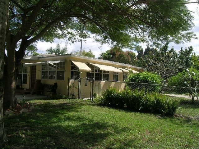 PALM SPRINGS VLG 2 IN PB - Residential